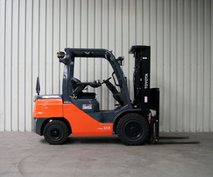 Toyota - 52-8FDJF35